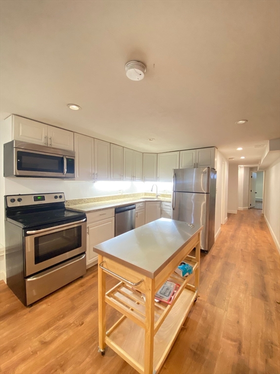 1518 Commonwealth Ave, Boston