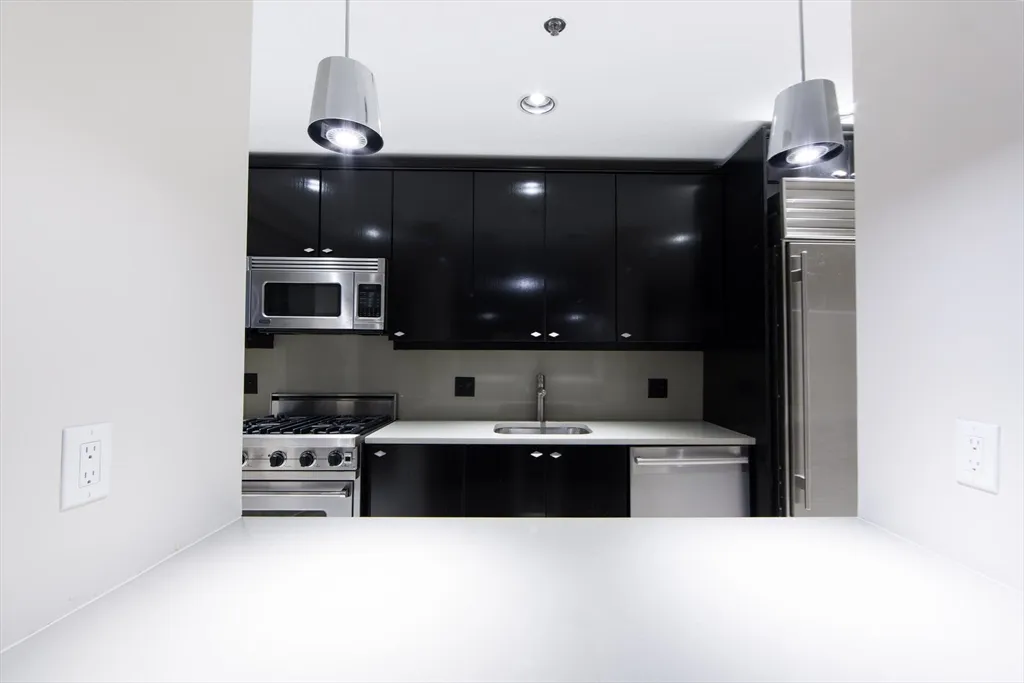 755 Boylston St, Back Bay