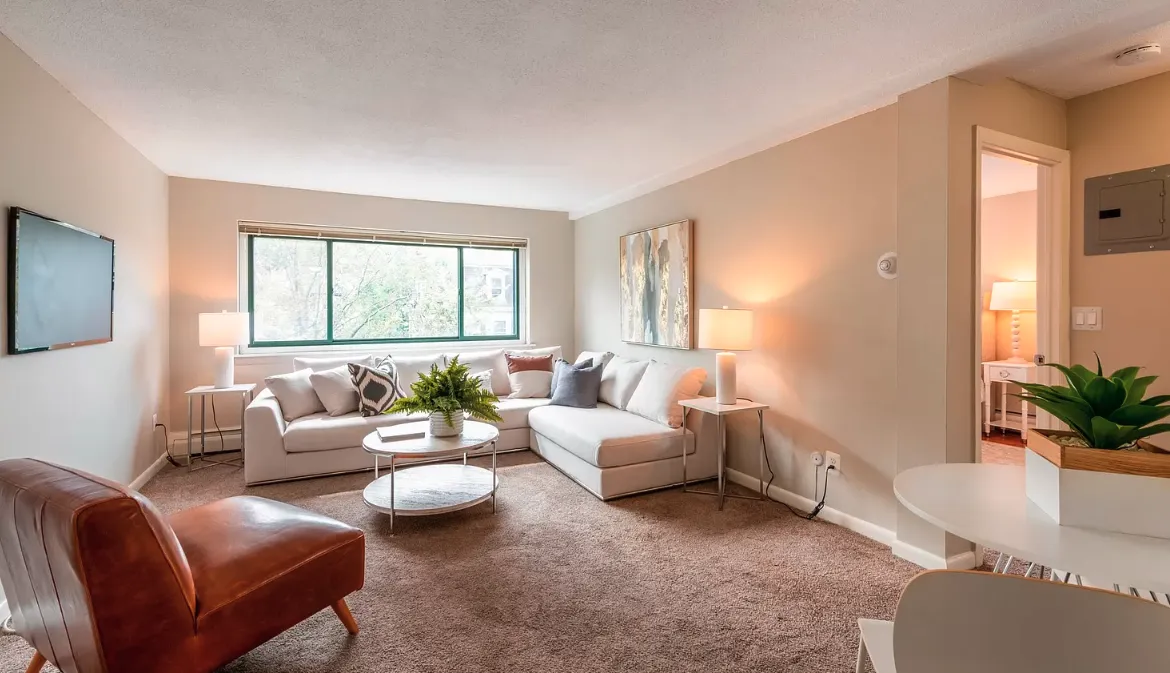 375 Harvard St, Mid-Cambridge