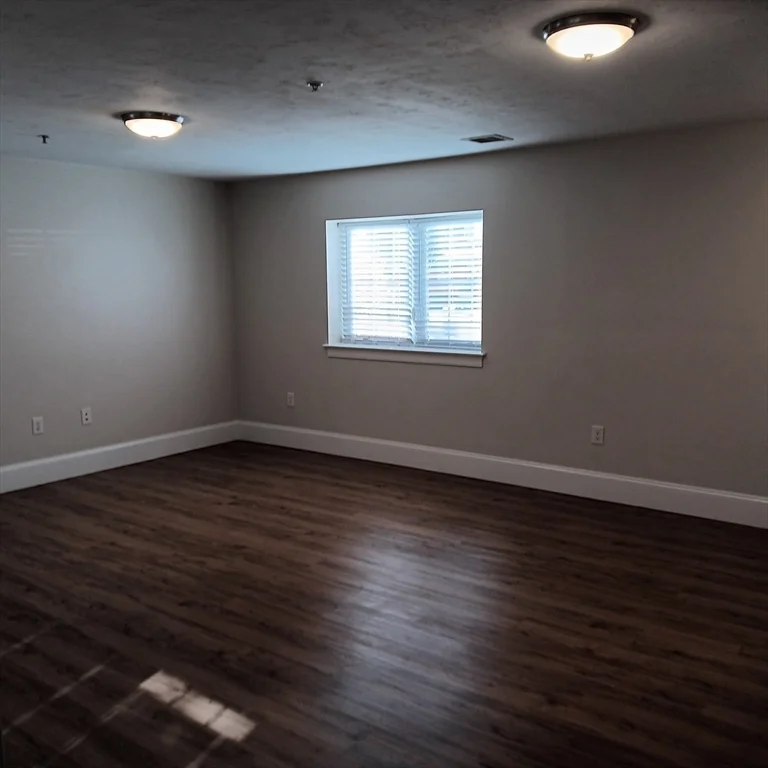 339 Centre St, Middleboro