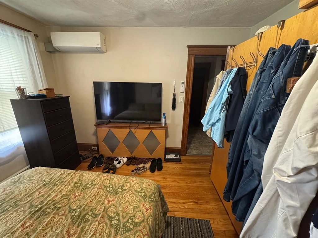 198 School St, Watertown