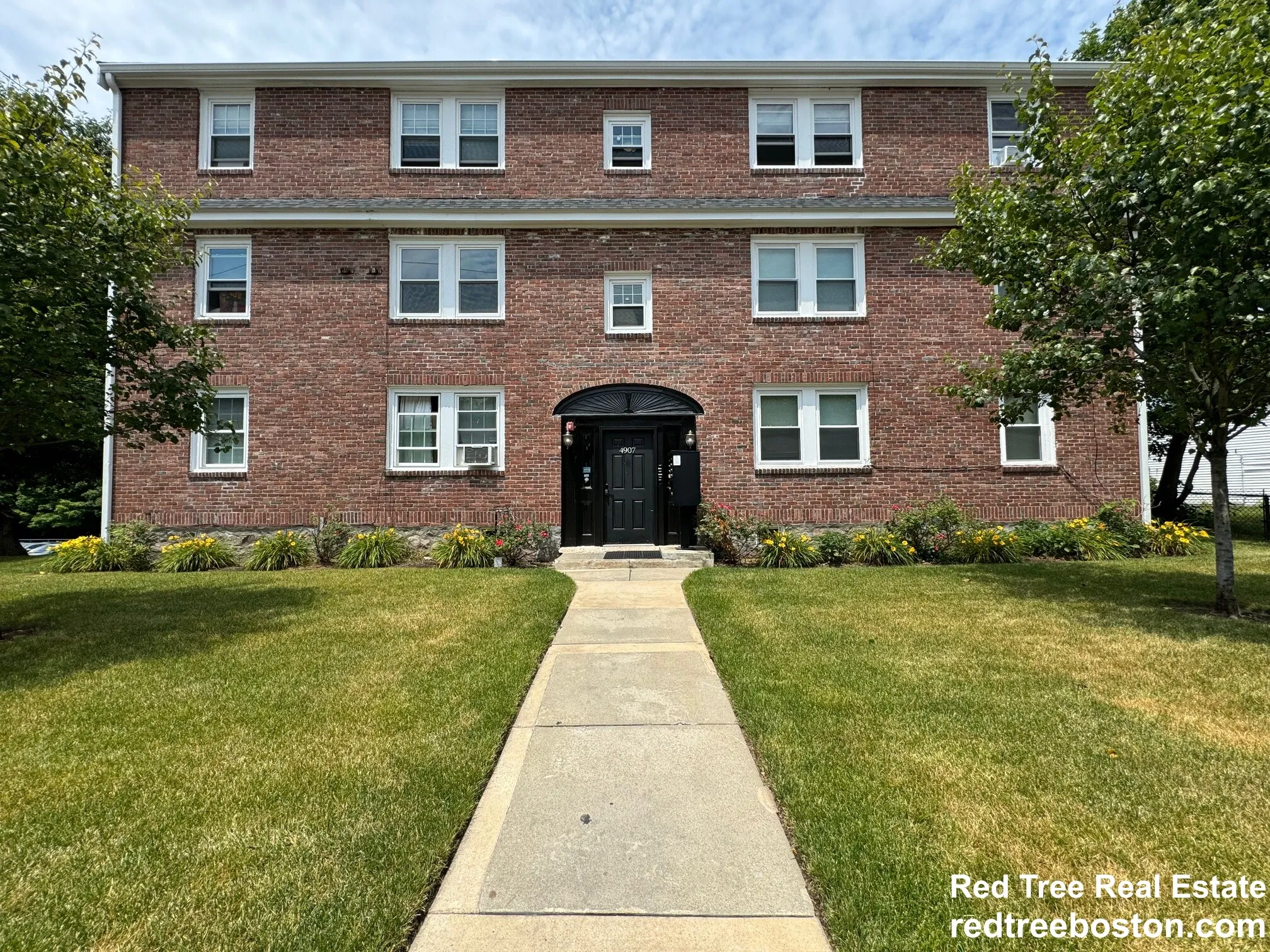 4907 Washington St, West Roxbury