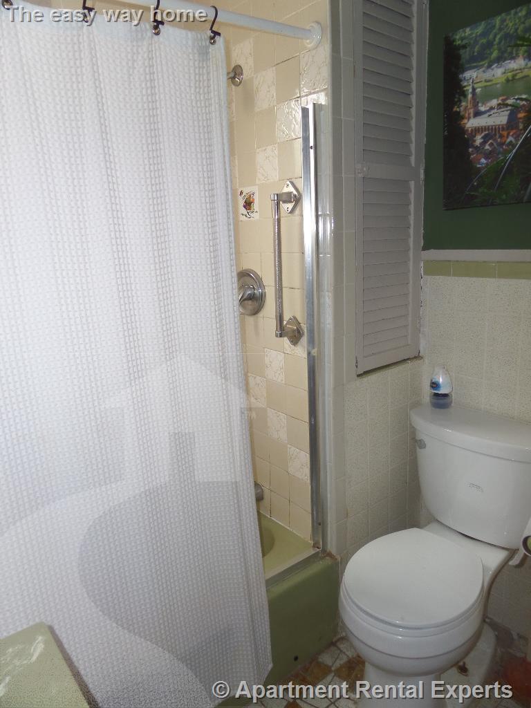 22 Highland Rd, Davis Square