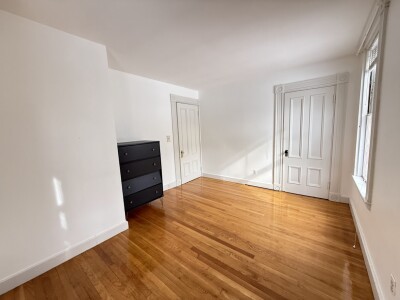 67 Brooks Ave, Newtonville