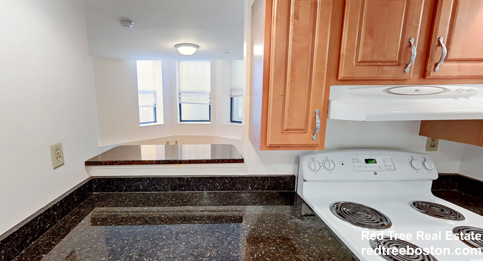 109 Queensberry St, Fenway