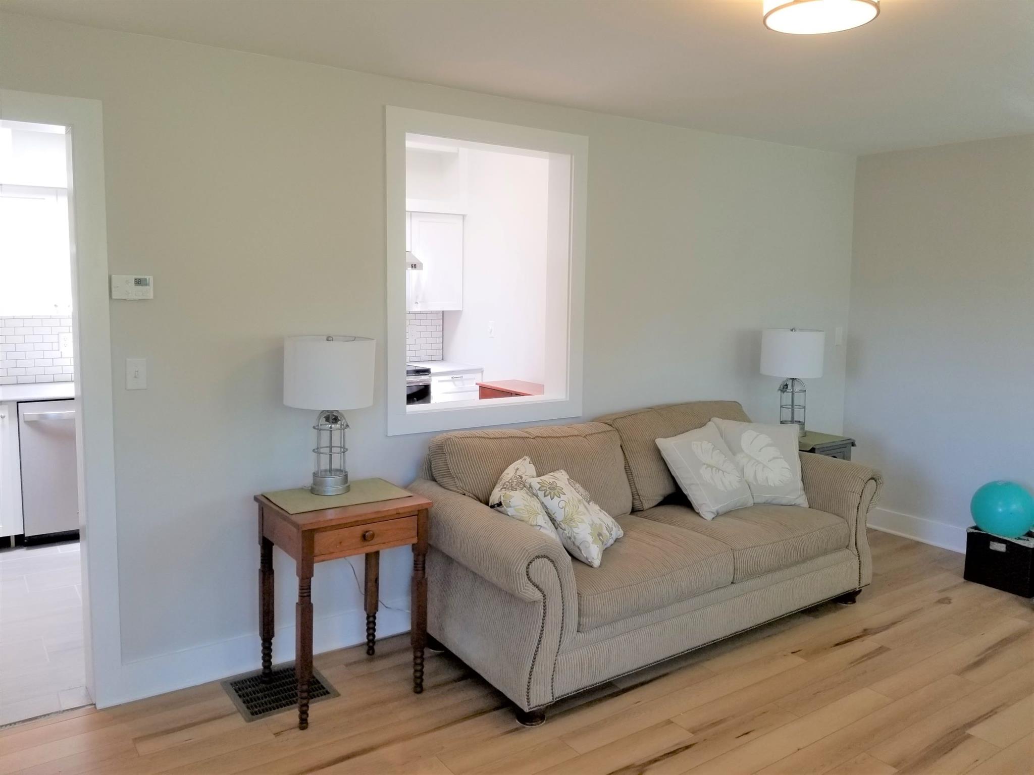 12 Conwell Ave, West Somerville