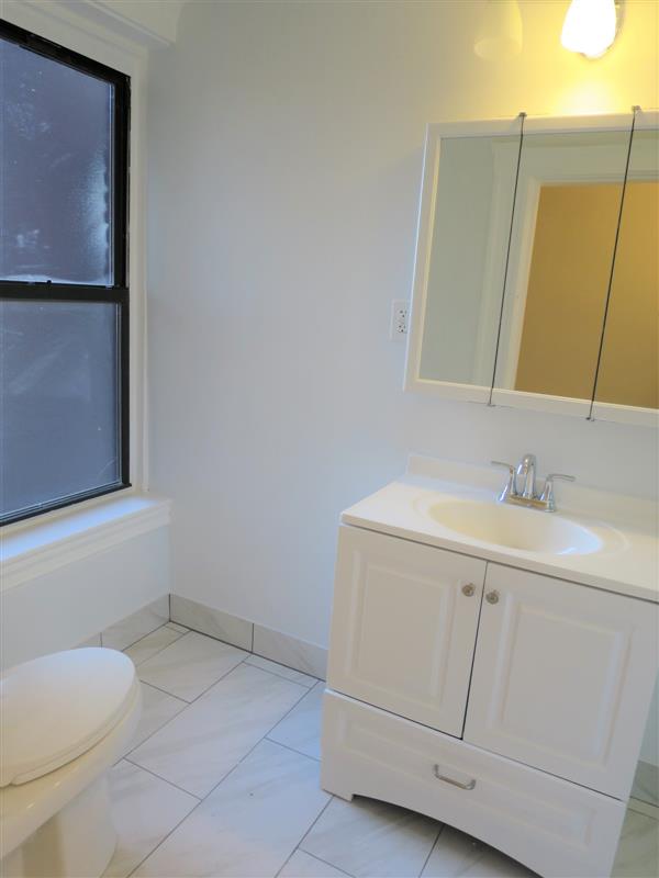 9 Upland Rd, Neighborhood Nine