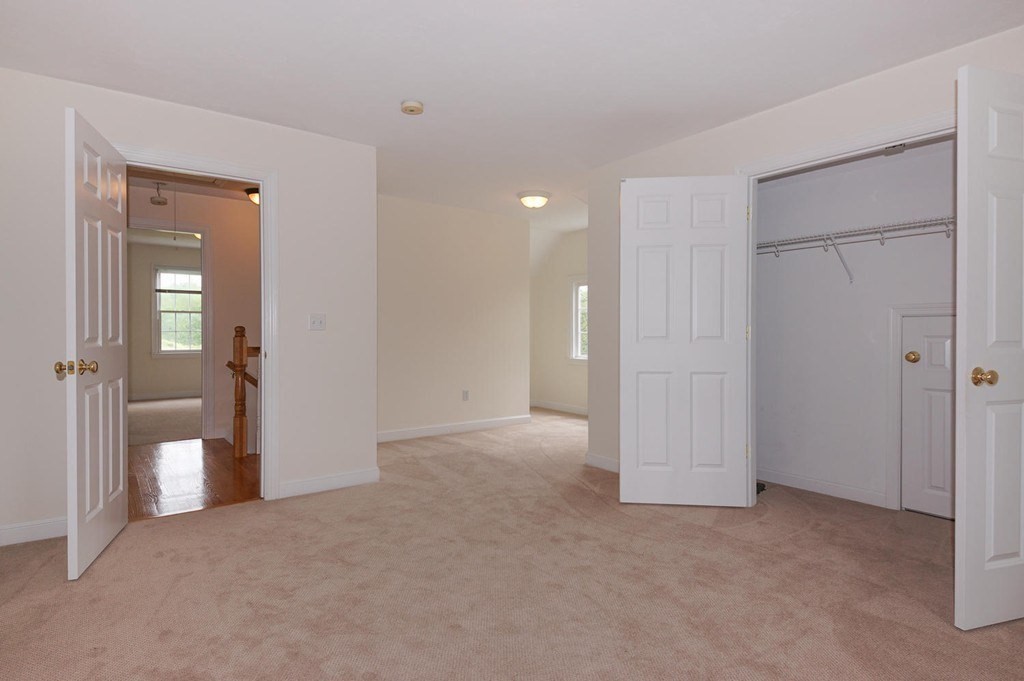 50 Fisher Rd, Southborough