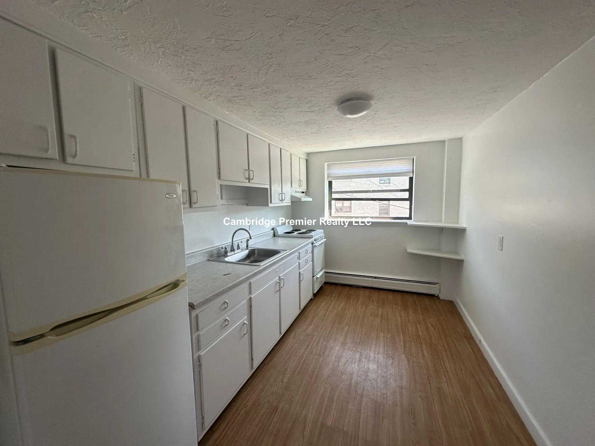 48 Harvard Ave, Harvard Avenue