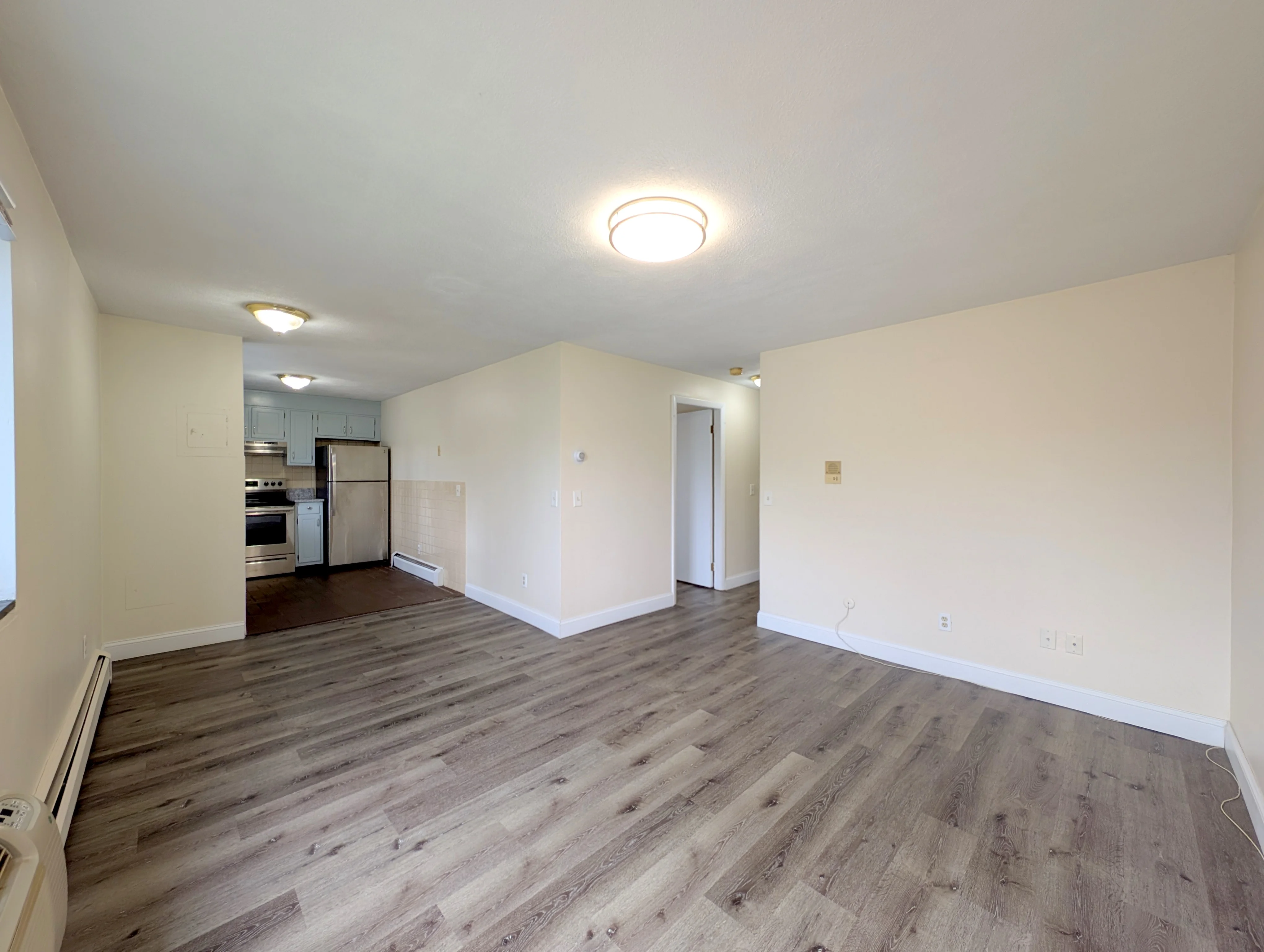 86 Newbury St, Teele Square