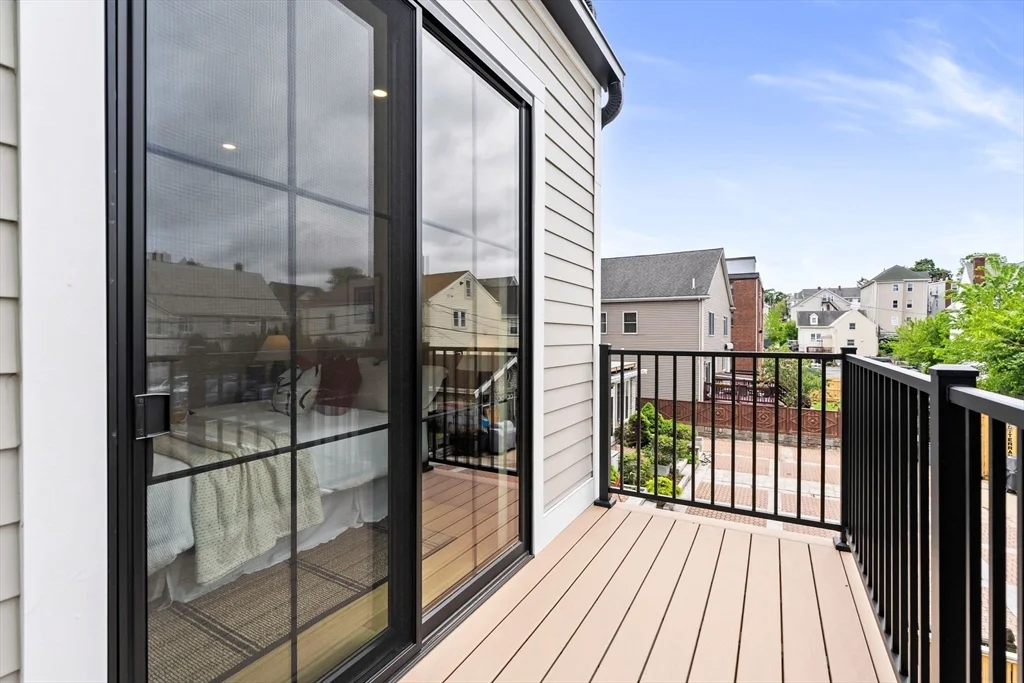27 Shepard, Brighton