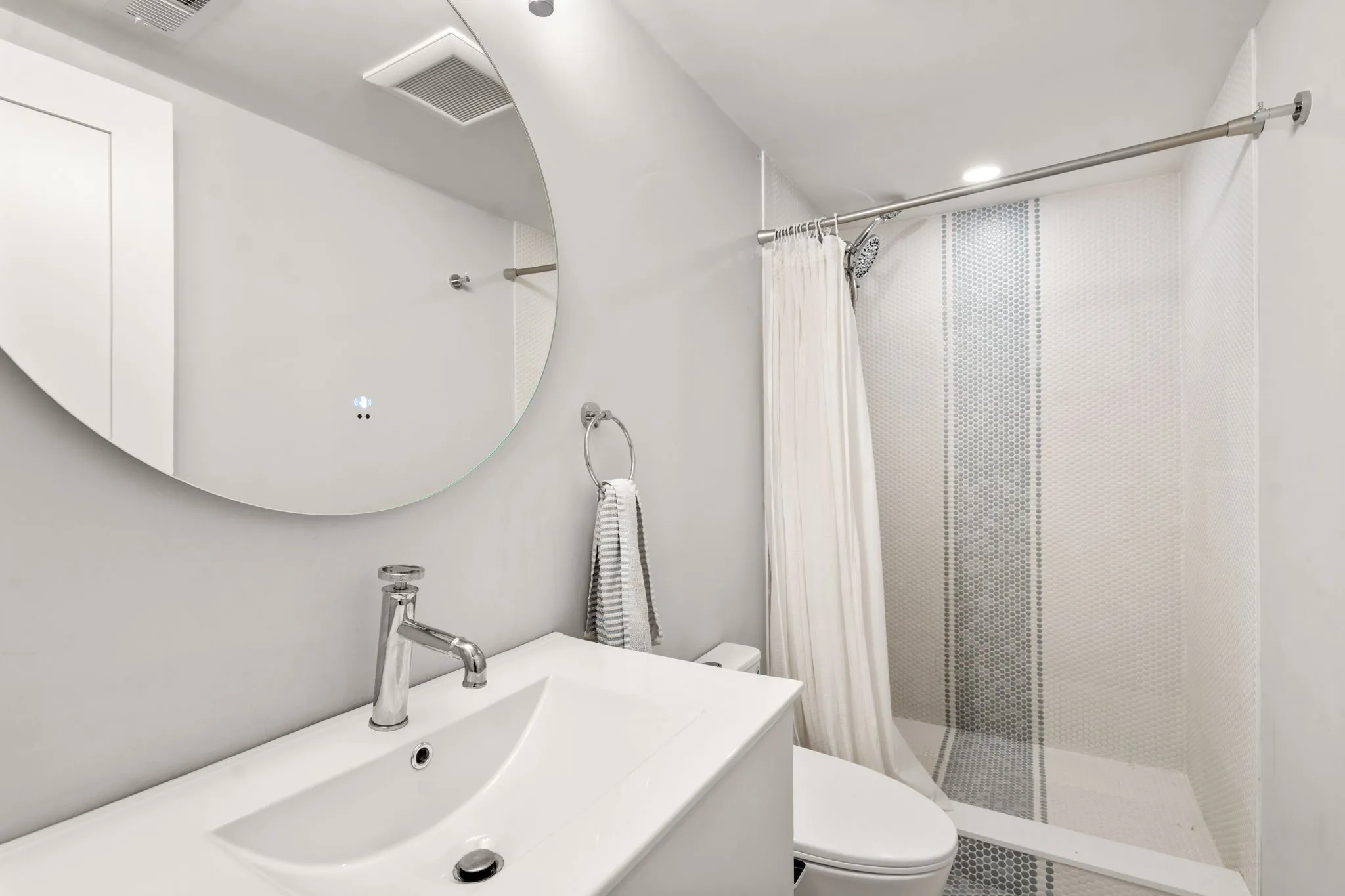 10 Lamson Ct, East Boston