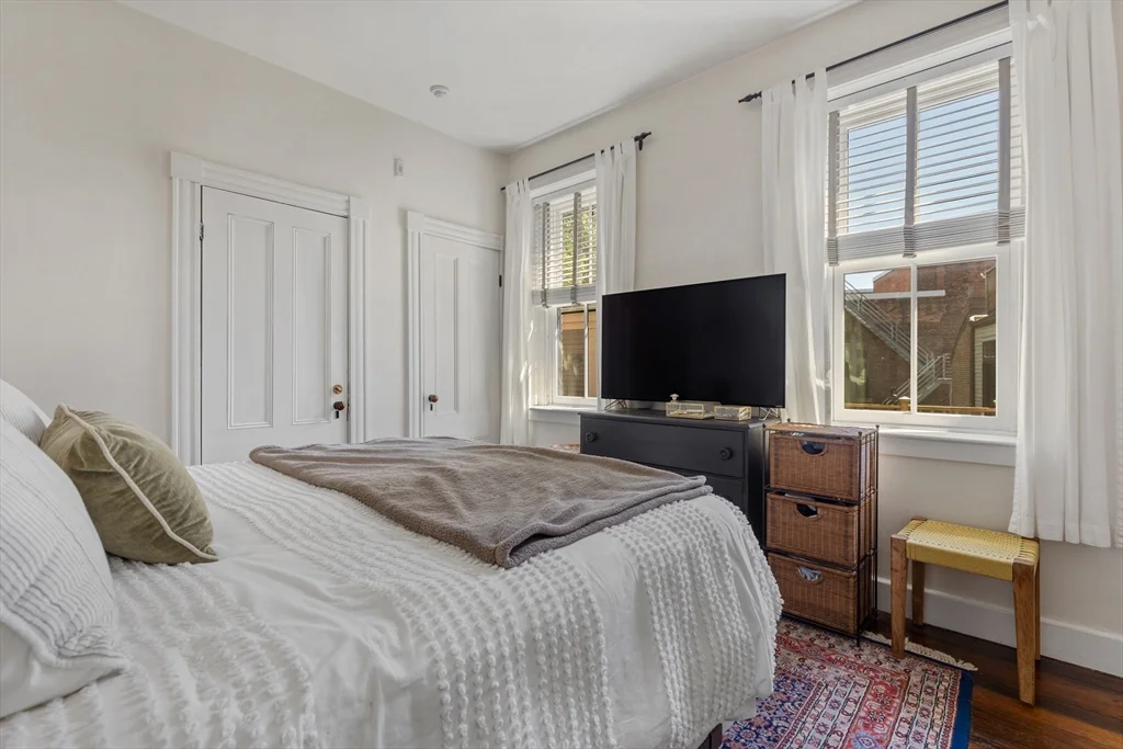 13 Harvard, Charlestown