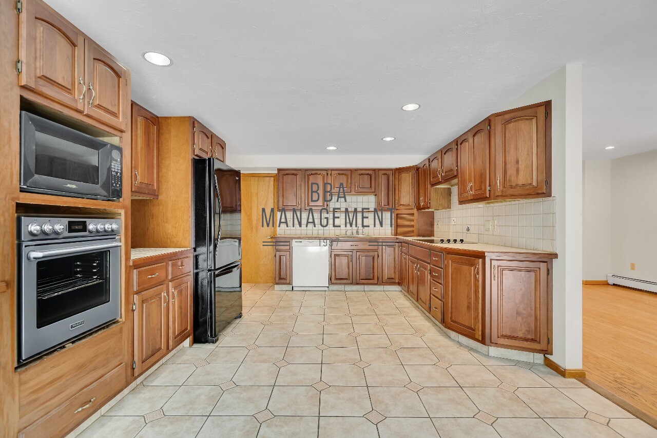 115 Rowe St, Auburndale