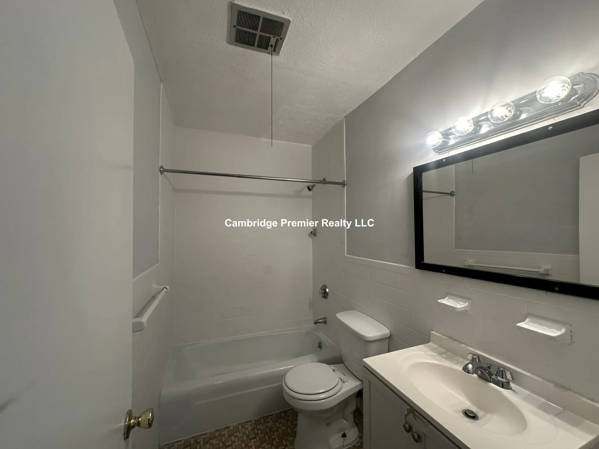 80 Bow St, South Medford