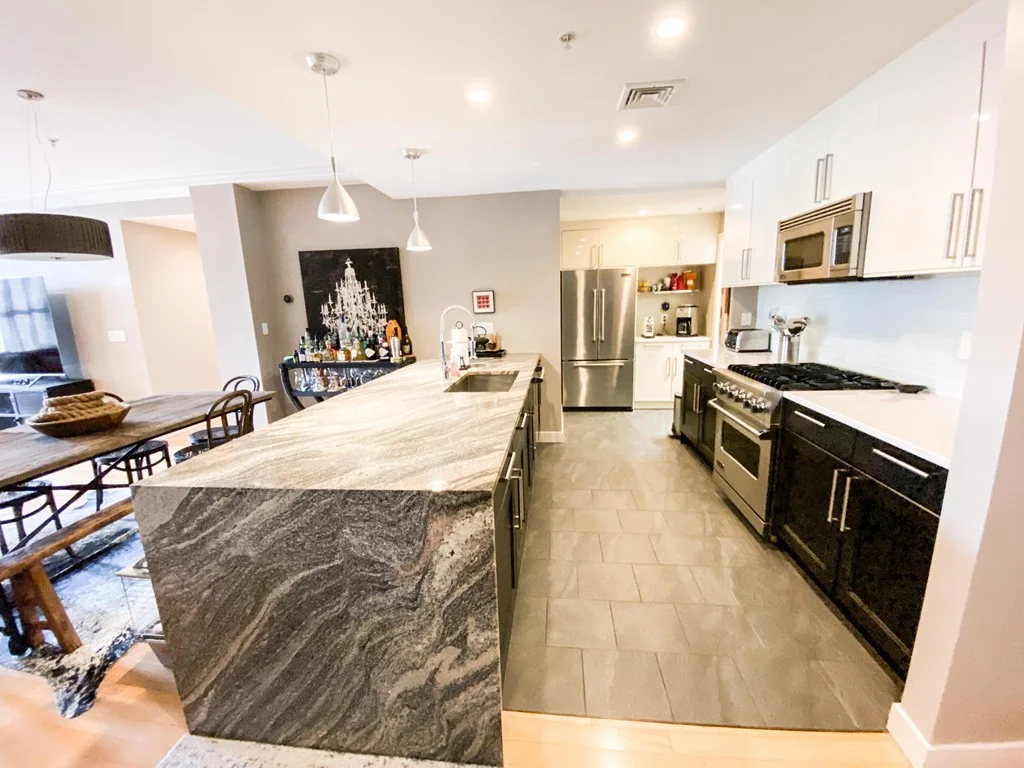 323 Boylston, Boylston Street