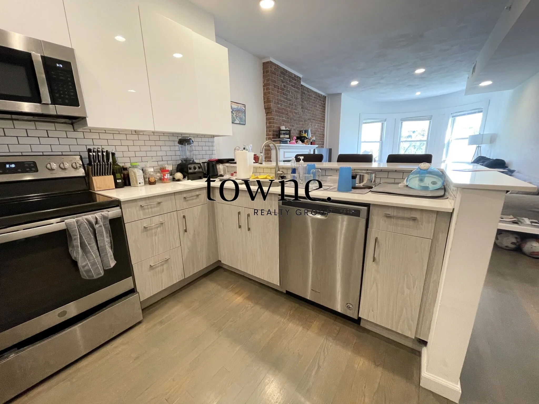 1406 Beacon St, Corey Hill