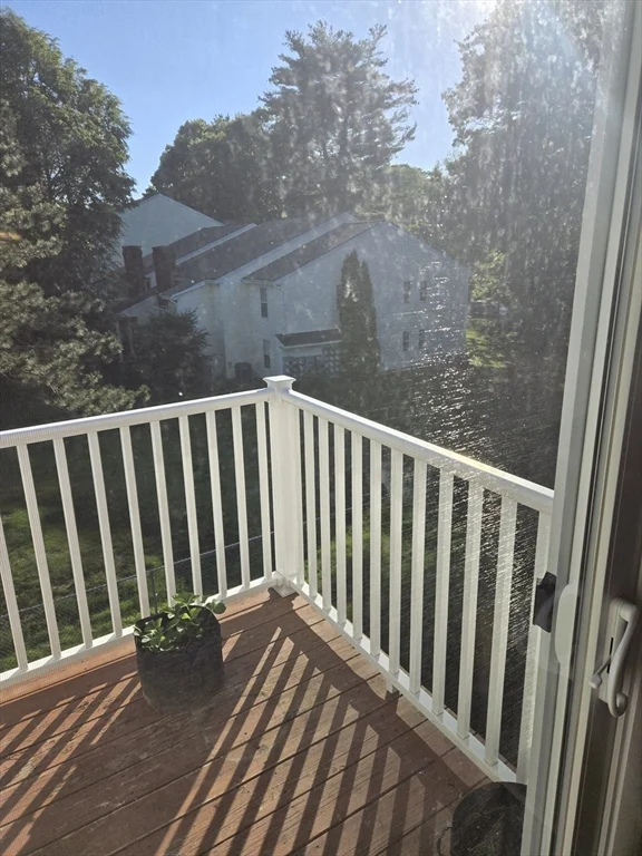 3 Post Oak Ln, Natick