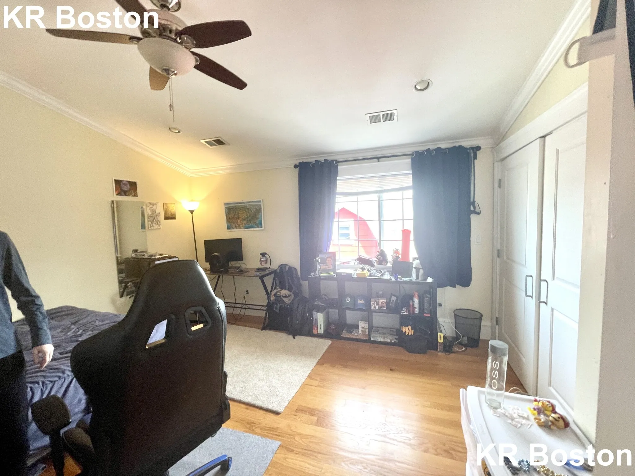 127 Nonantum St, Oak Square