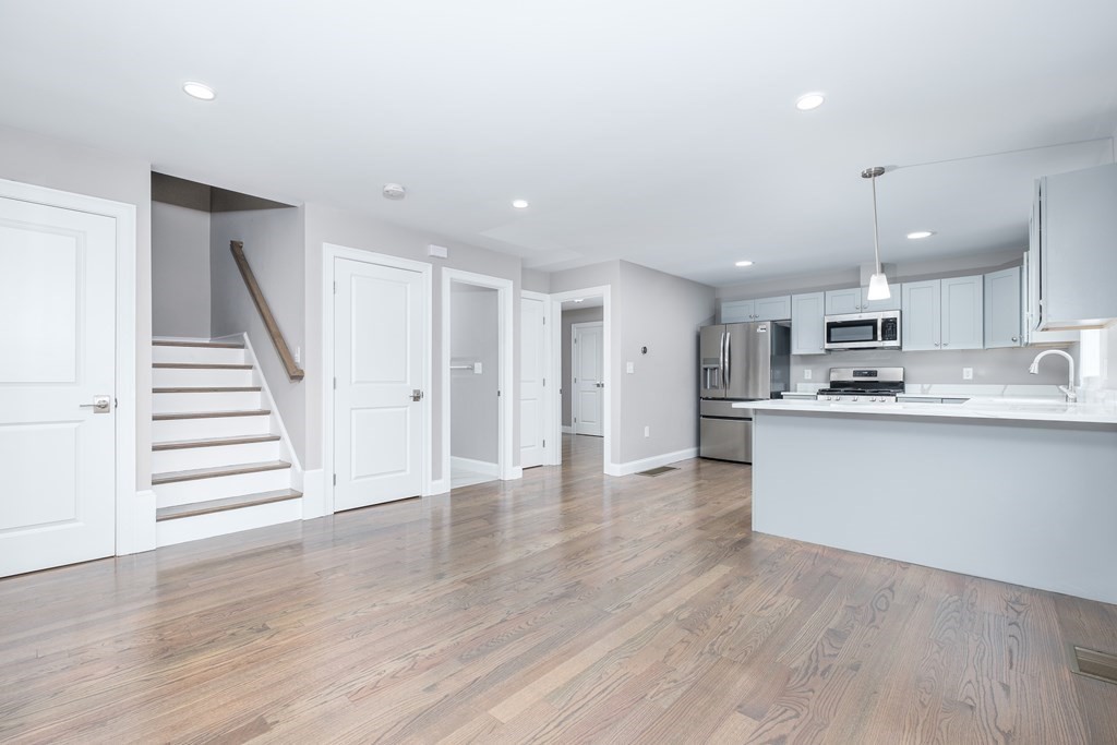 188 Proctor Ave, Revere