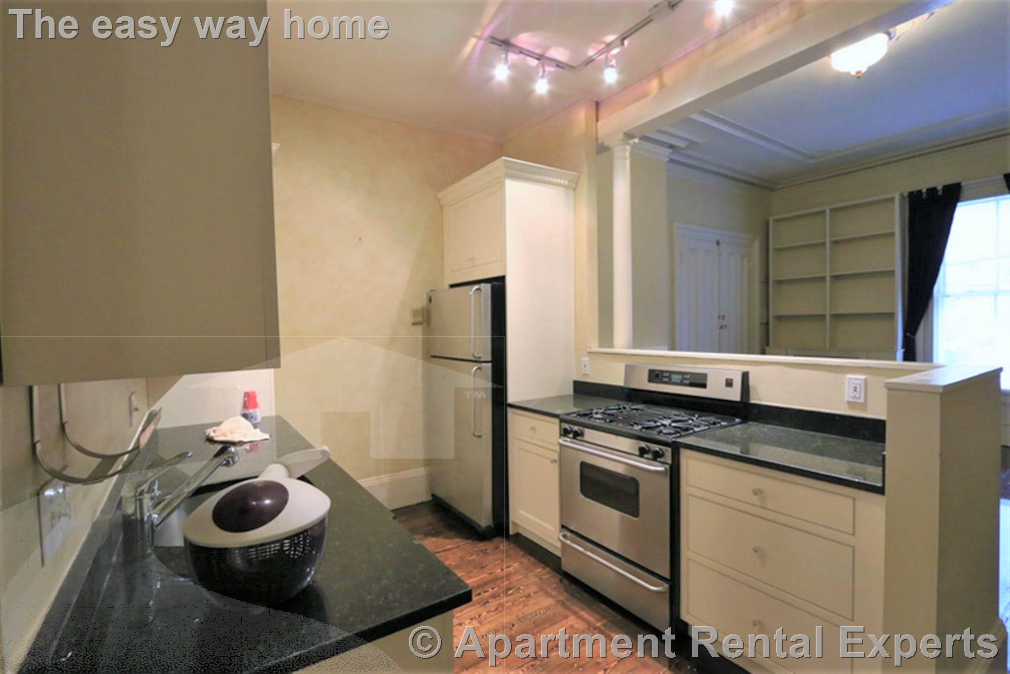 22 Bigelow St, Central Square