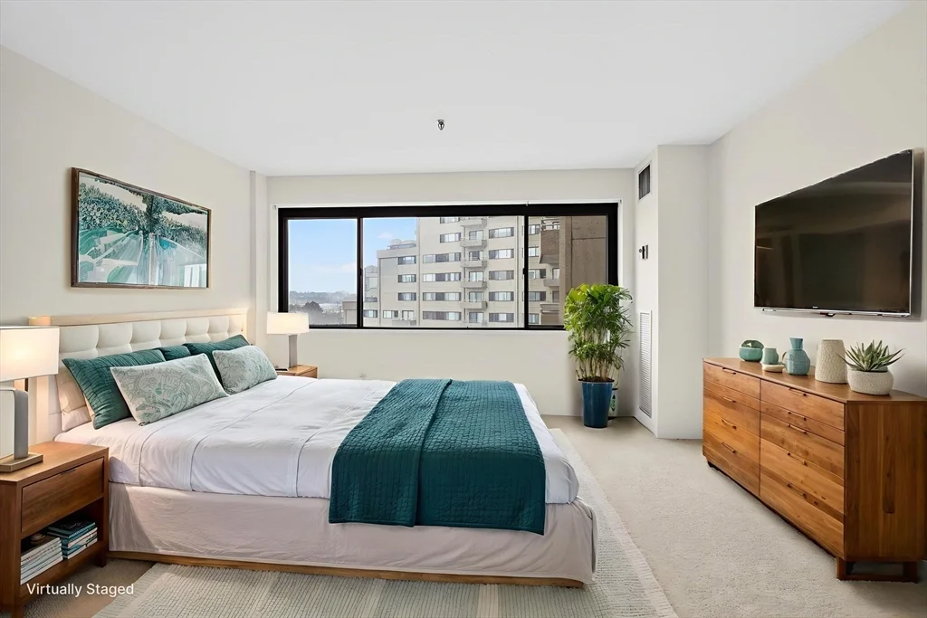 394 Ocean Ave, Revere