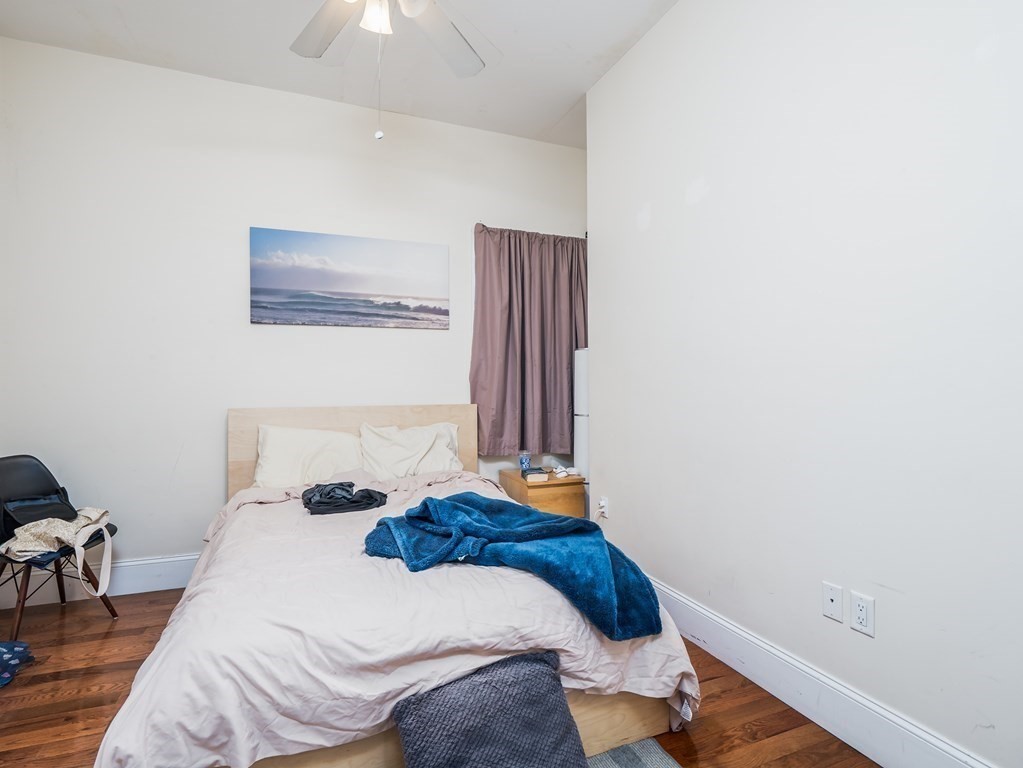 30 Gloucester St, Boston