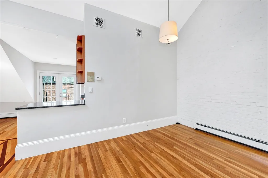 32 East Springfield St, South End