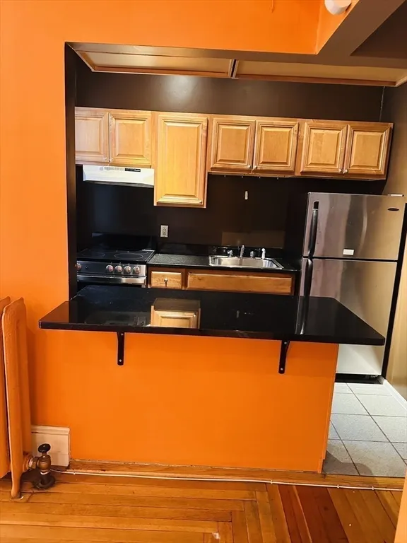 24 Peterborough St, Fenway