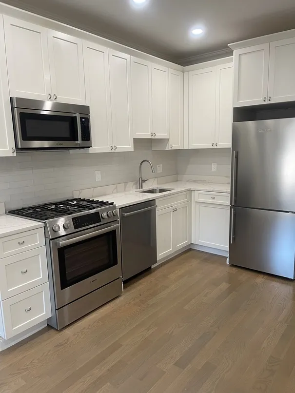 14 Mount Hood Rd, Brighton