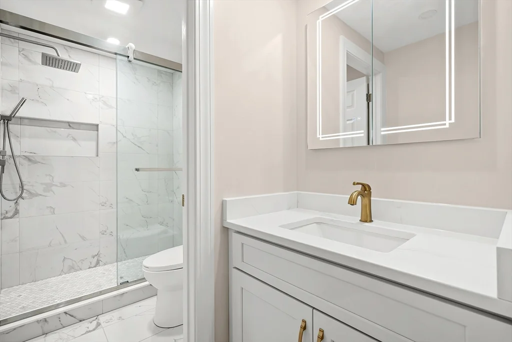 4 Jericho Rd, Weston