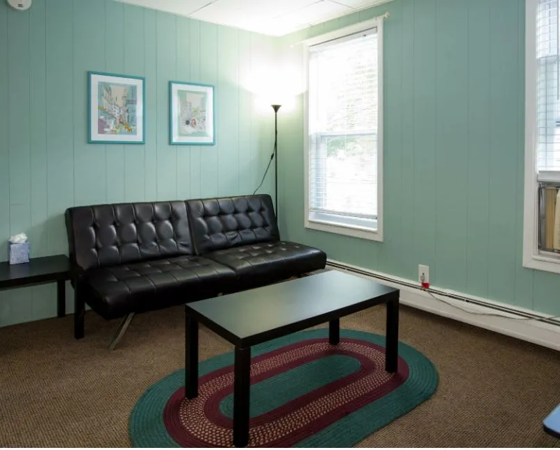 42 Everett St, East Boston