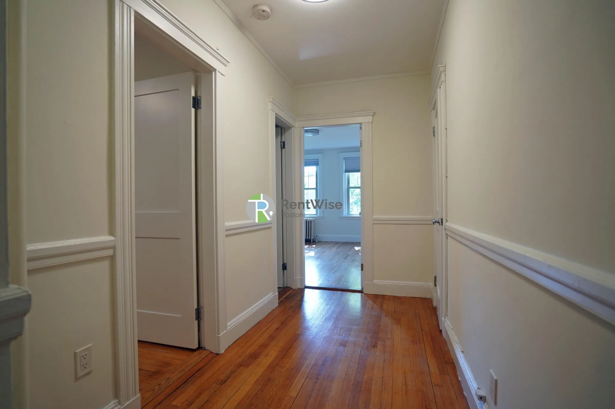 1848 Commonwealth Ave, Brighton