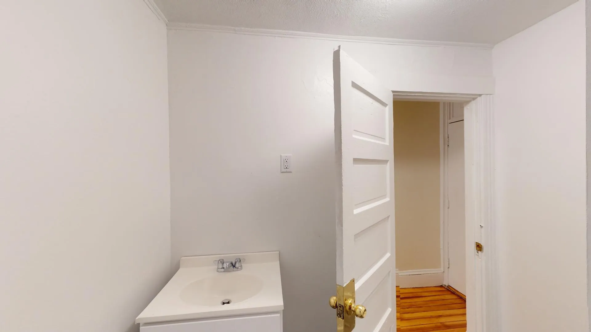 1381 Commonwealth Ave, Allston