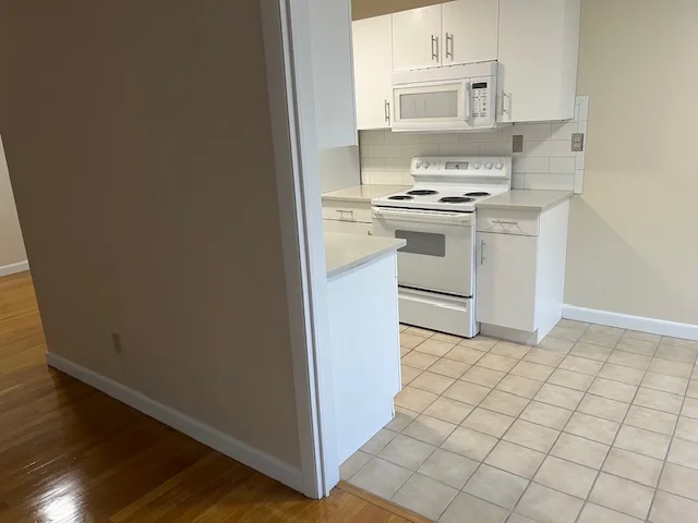 179 Elm St, Davis Square