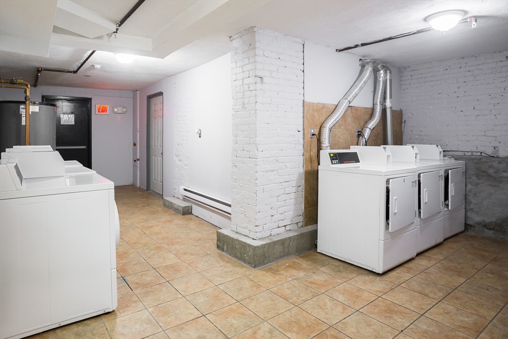 90 Warrenton St, Back Bay