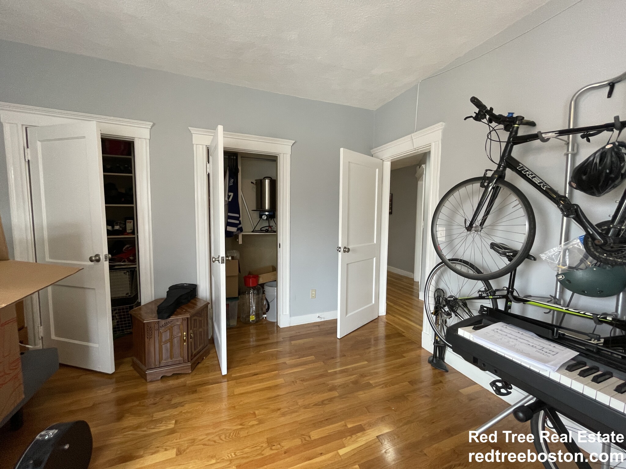 1038 Beacon St, Brookline