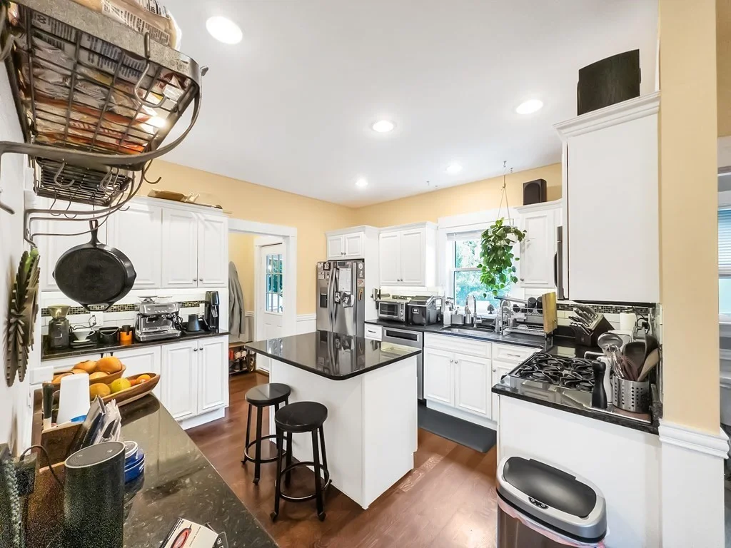 18 Alberta St, West Roxbury
