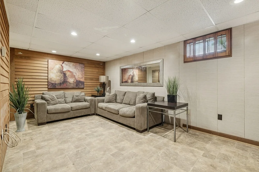 35 Springvale Ave, Chelsea