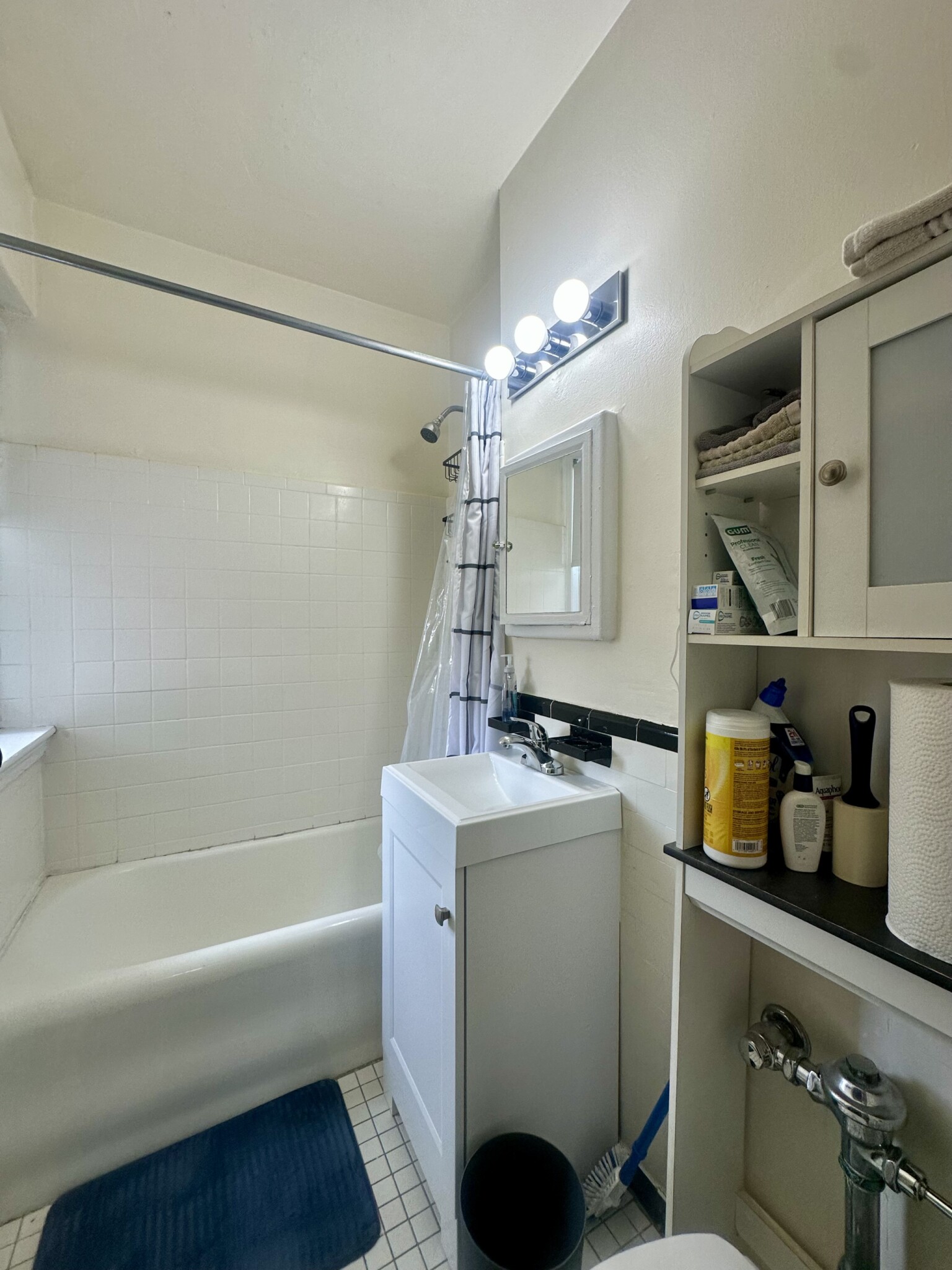 81 Strathmore Rd, Brighton