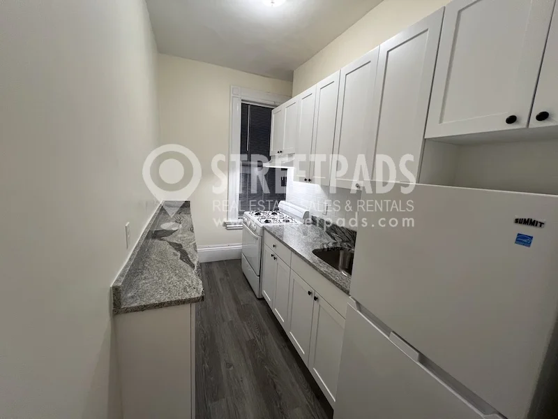 2 Ware St, Mid-Cambridge