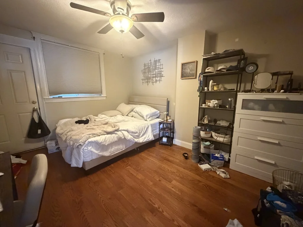 270 E St, South Boston