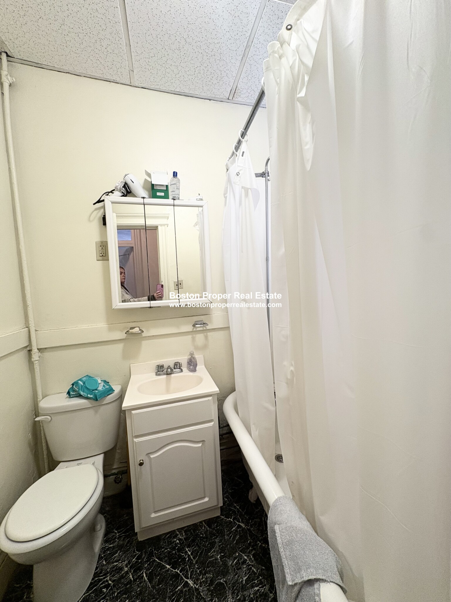 107 Queensberry St, Fenway