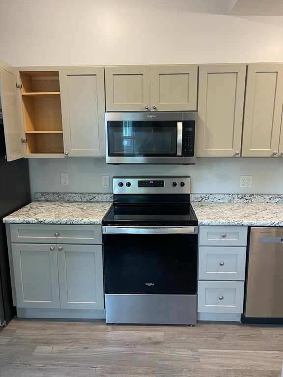 117 Maple St, Gardner