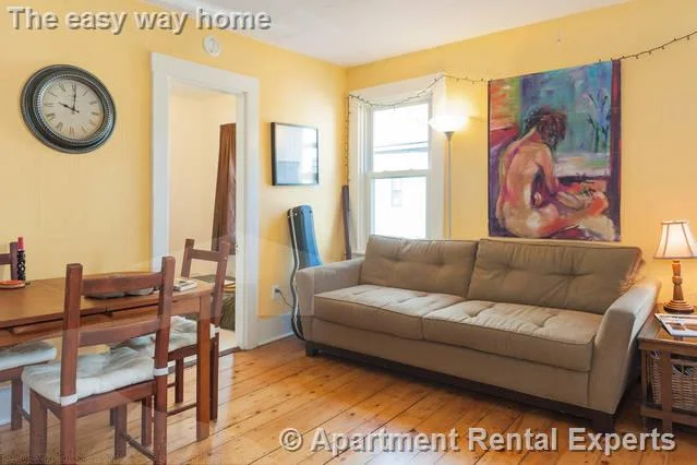 434 Franklin St, Central Square