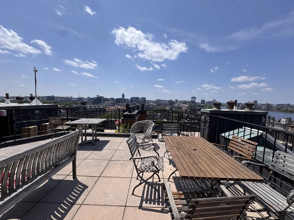 416 Marlborough St, Back Bay