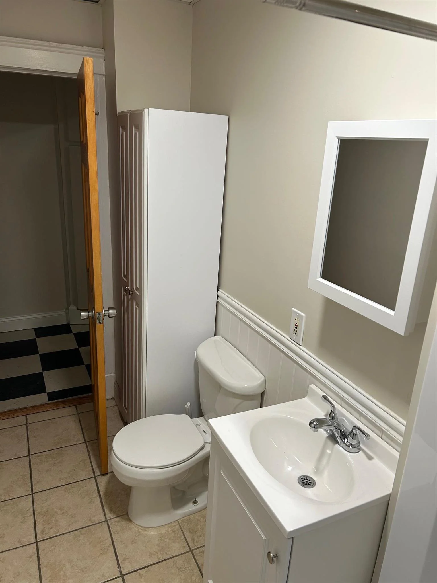 578 Main St, Medford