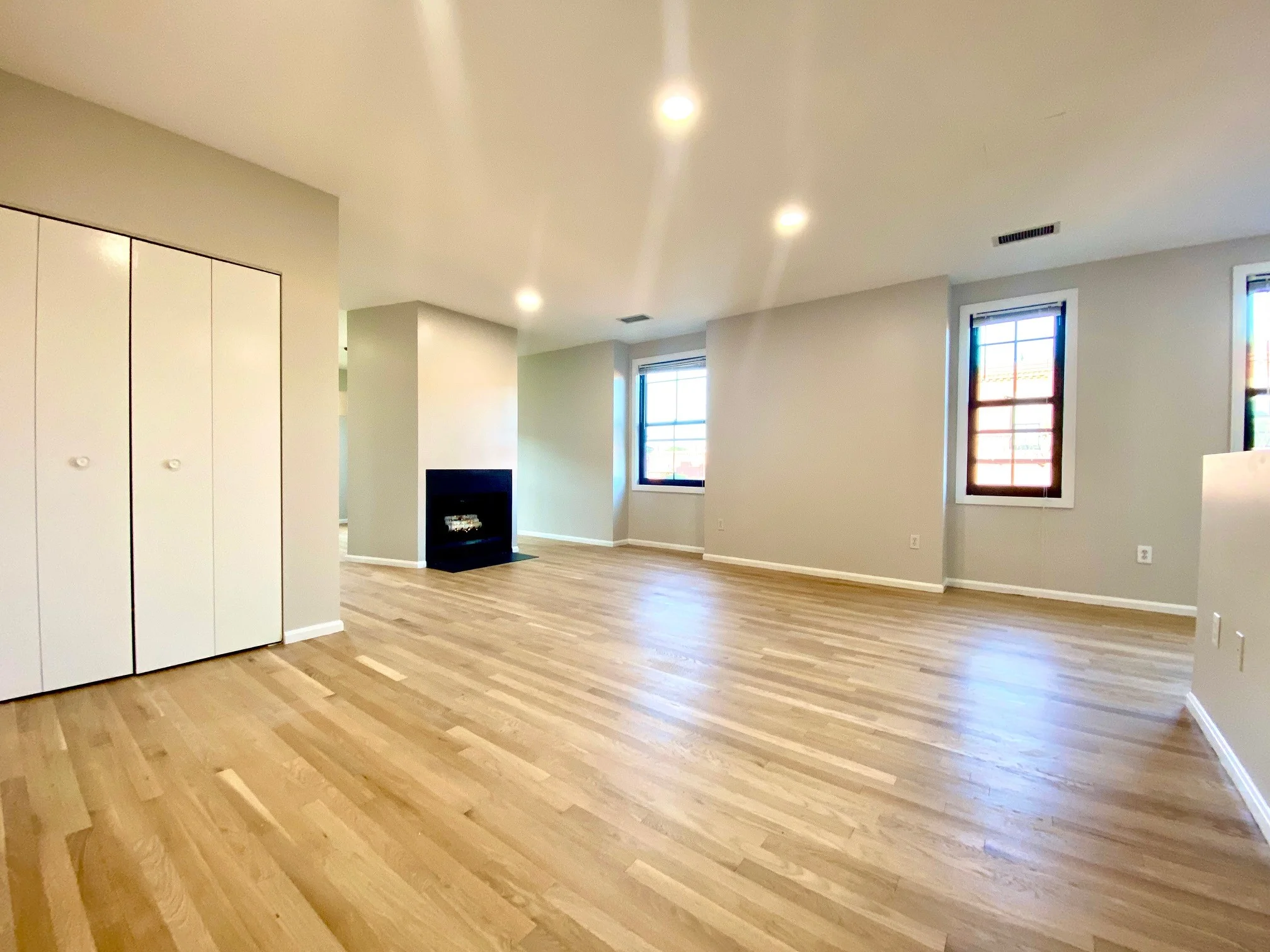 151 West Brookline St, Shawmut