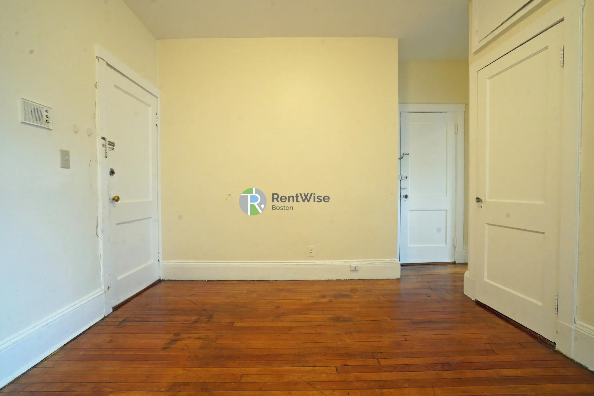 1212 Commonwealth Ave, Brighton