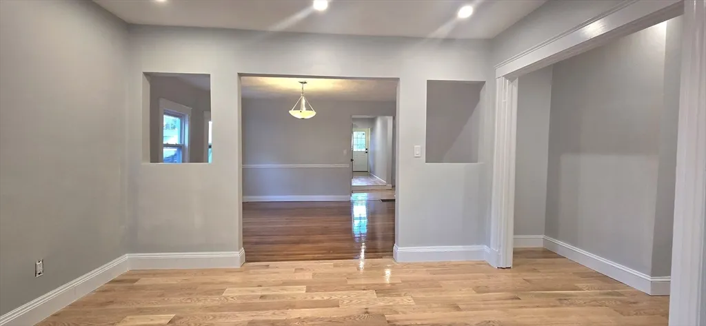 153 Chilton St, Neighborhood Nine